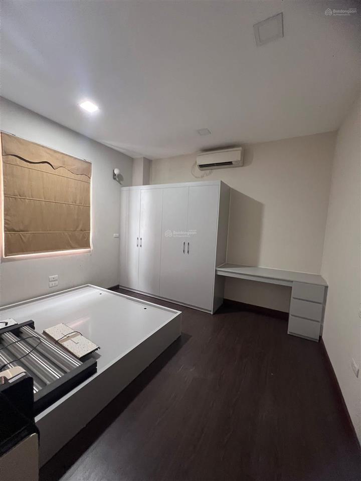 Mình chính chủ cần cho thuê căn hộ rộng 400m nằm trên tầng cao nhất của toà chung cư