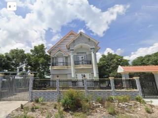 Bán nhà 1560 m2 có thổ cư, gần nguyễn văn tạo, 10 tỷ, hxh, 2 tầng, nhà bè