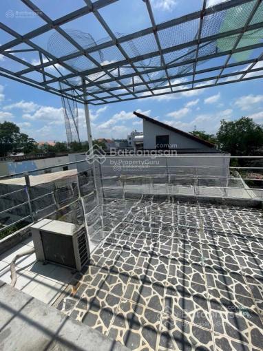 Bán nhà 7.5x17m, gần lê văn lương, hơn 3 tỷ, hẻm 3 gác, 3 tầng, nhà bè