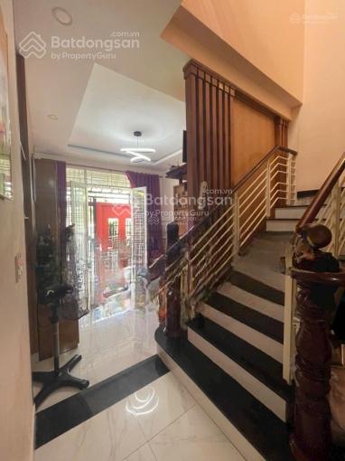 Bán nhà 7.5x17m, gần lê văn lương, hơn 3 tỷ, hẻm 3 gác, 3 tầng, nhà bè