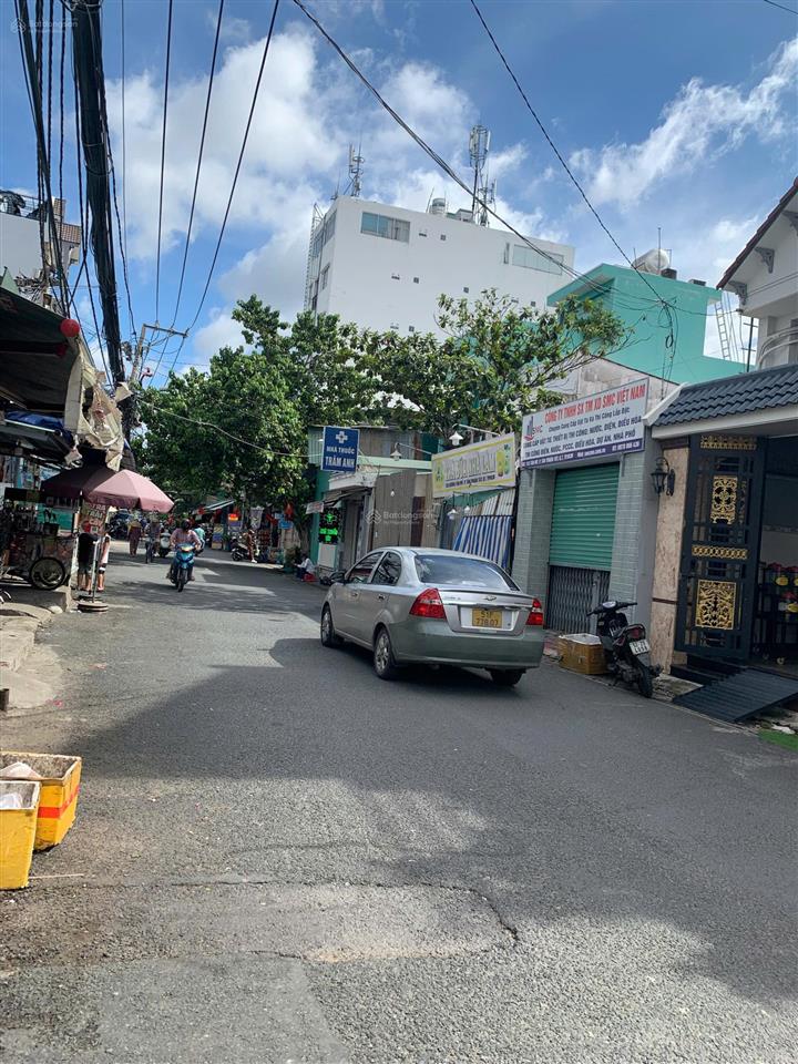 Quận 7, 3 tầng st, nhỉnh hơn 5 tỷ, 60m2, hxh, gần tân mỹ