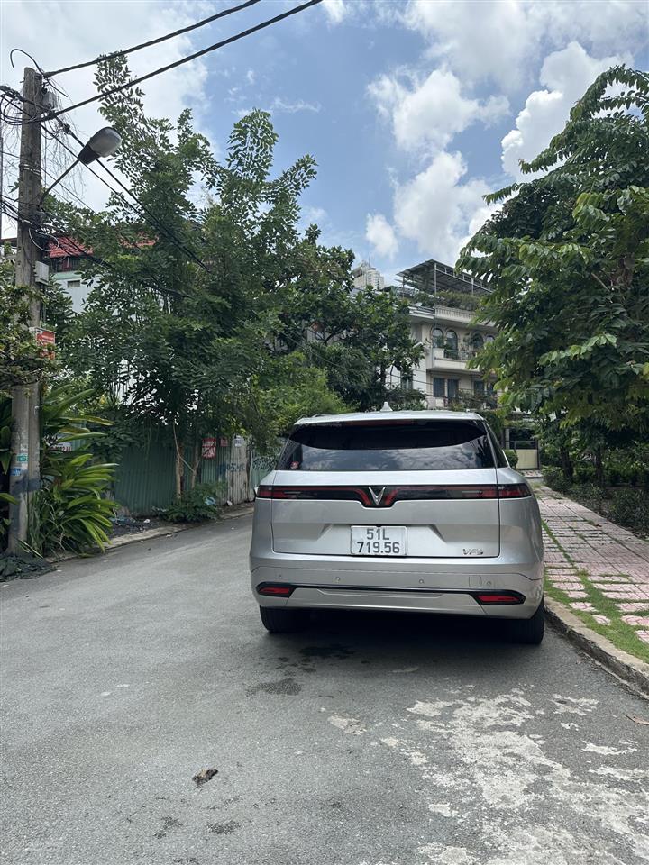 Bá.n n.hà,hơn 15tỷ,5x20,4tầng
hxh,gần n.t.thập,q7