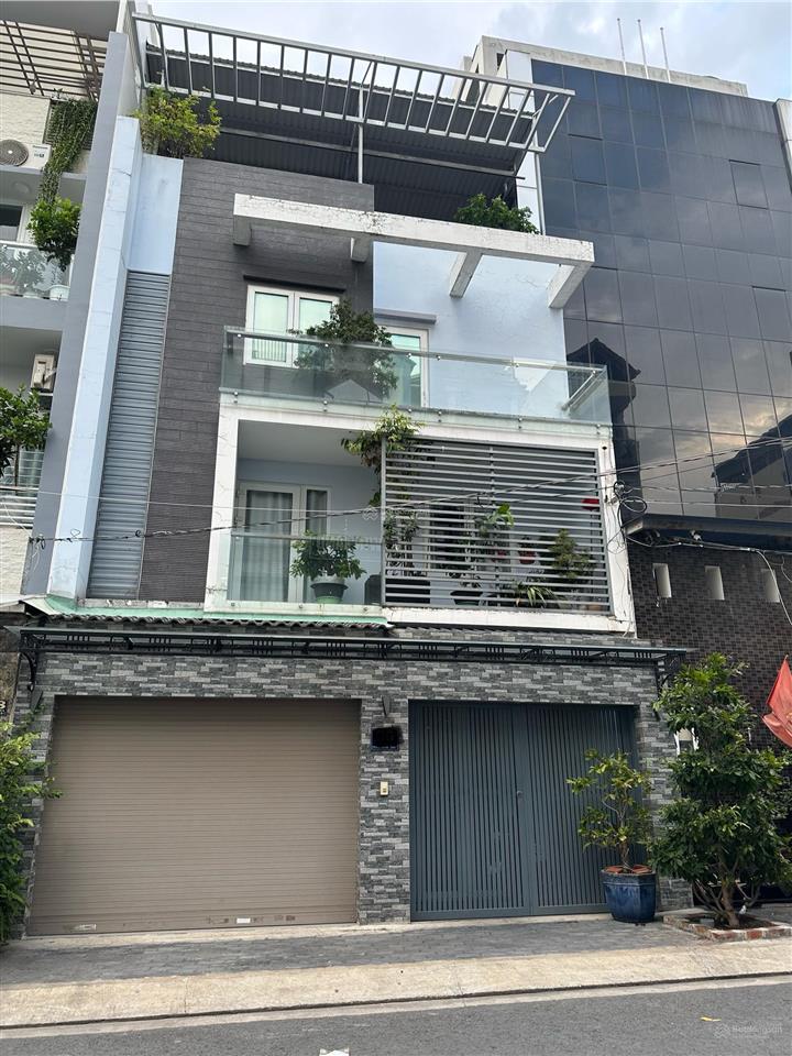 B.án nh.à, gần l.v.bền,5x21,hơn 20 tỷ,3 tầng,q7