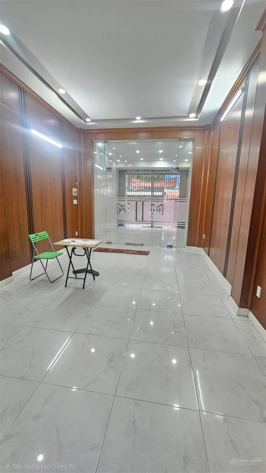 Bán nhà,hơn 26tỷ,7tầng,4x20,
,gần l.l.quân,hxh,tân bình