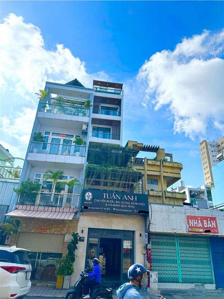 Bán nhà,hơn 26tỷ,7tầng,4x20,
,gần l.l.quân,hxh,tân bình