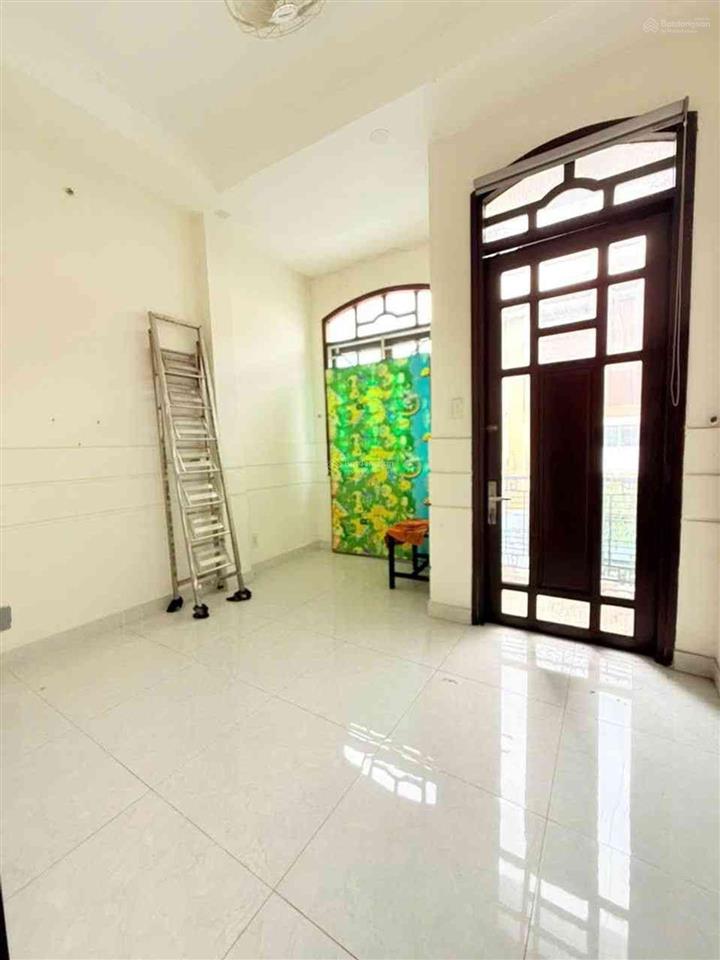 Bán nhà, hơn 12 tỷ, hxh, gần dương bá trạc, 3.5x9,4 tầng, q8