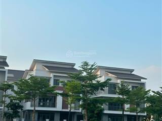 Biệt thự somg lập vip cách vinhomes cổ loa 15p di chuyển