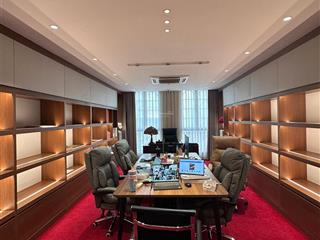 Sàn văn phòng ngõ huế 90 m2 giá 18 triệu/tháng, thang máy, nhận ngay, full nội thất  0986 226 ***