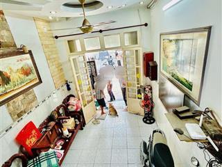 Nhà 5 tầng  trung tâm q6  hxt tránh nhau  giá quá tốt