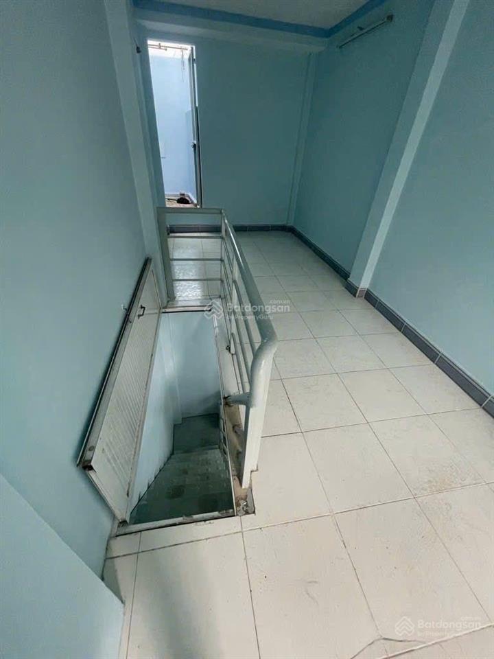 Sổ hồng riêng  nhà 2 tầng  tt quận giá tốt