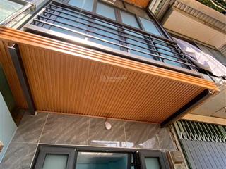 Nhà nhỏ nhỏ xinh xinh  tt q8  kv kinh doanh đông đúc cách mt chỉ 10m