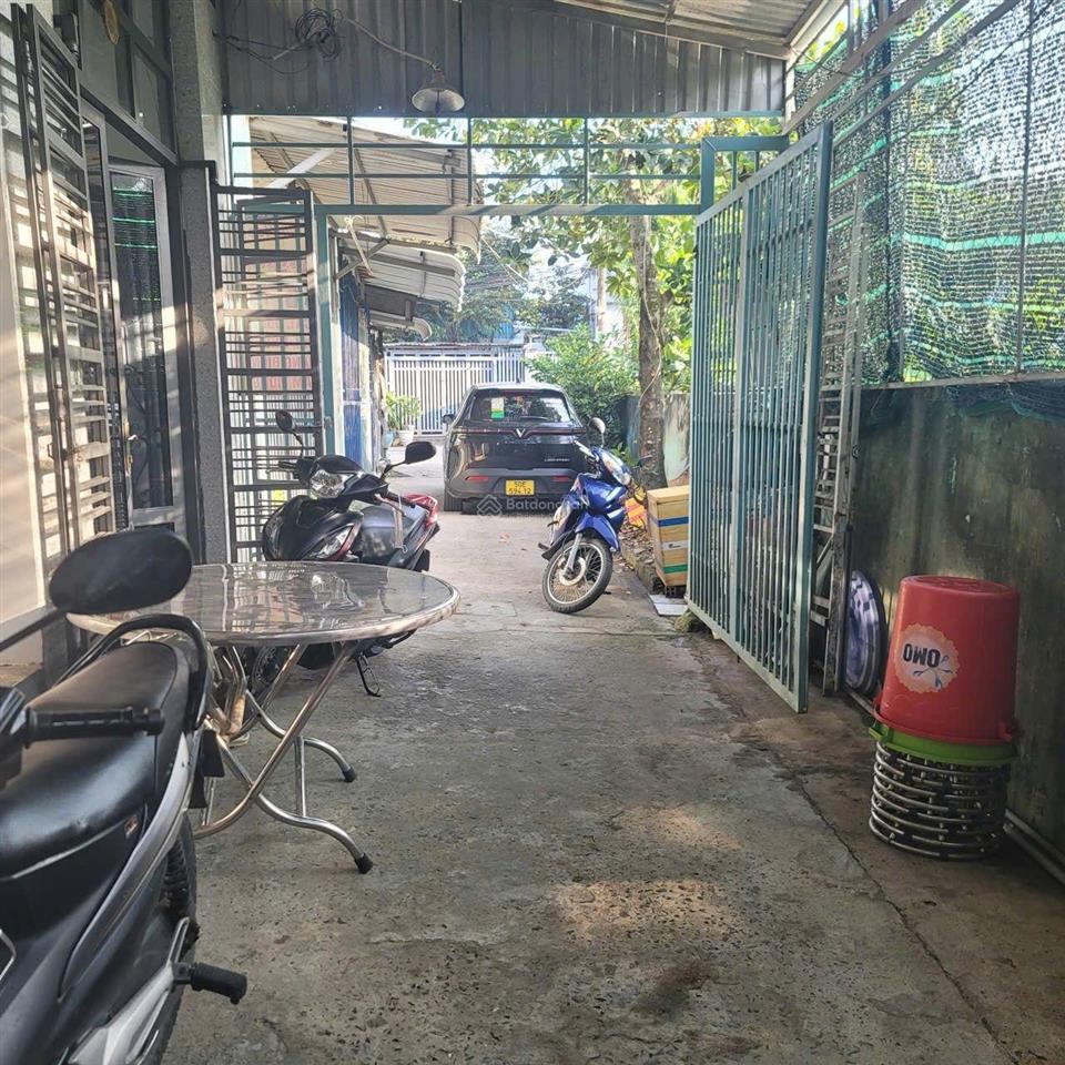 Bán nhà hẻm oto rẻ nhất bình chánh sổ hồng riêng dt lớn