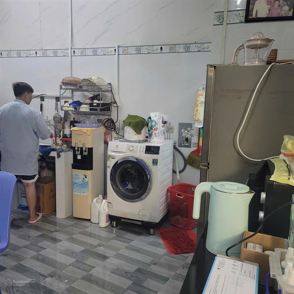 Bán nhà hẻm oto rẻ nhất bình chánh sổ hồng riêng dt lớn