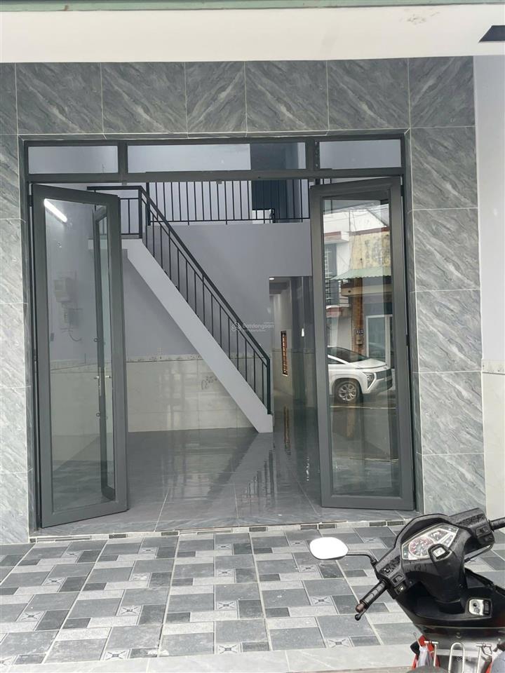 Bán nhà đất full thổ cư  mặt tiền lớn tiện mua bán giá chỉ 1.7 tỷ tl