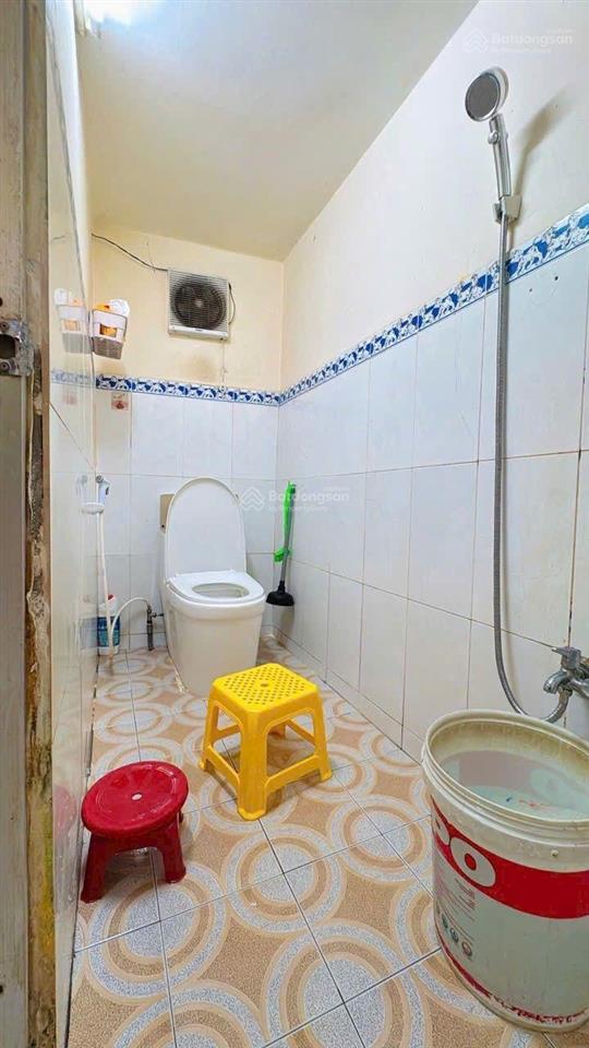 Bán nhà sổ hồng  2 tầng  2pn 2 wc  giá đẹp