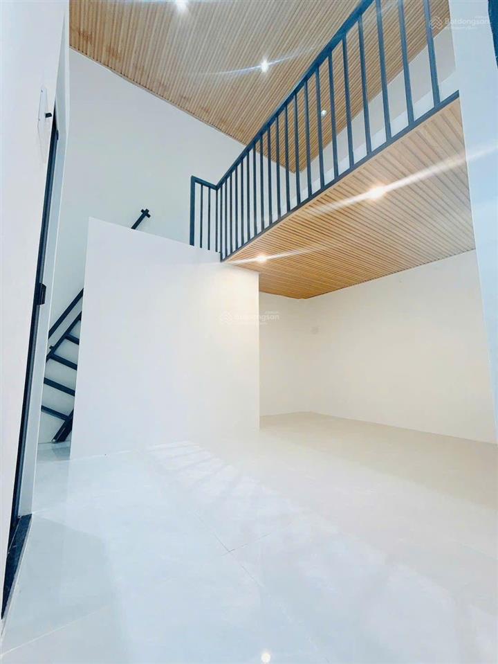 Nhà 3 tầng sạch đep mói ken  giá tốt