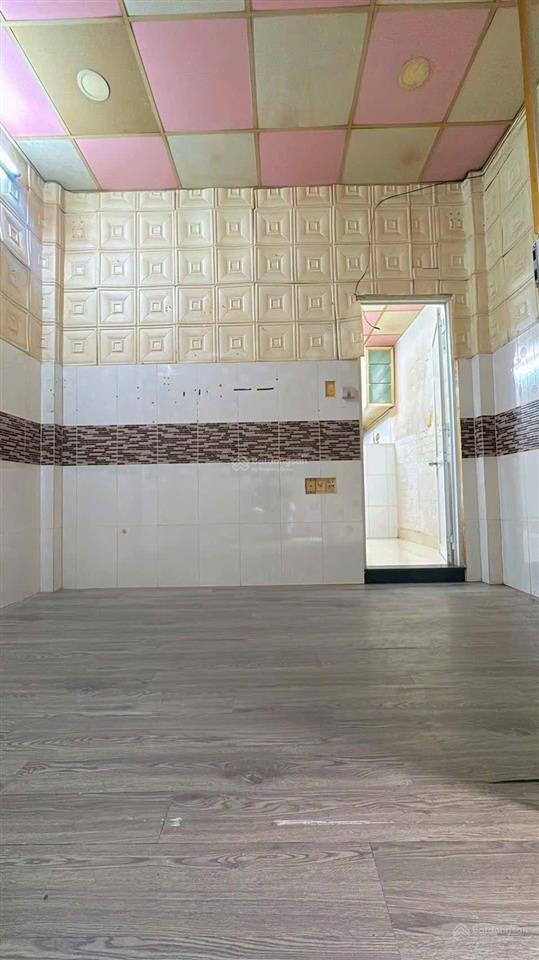 Nhỉnh 2 tỷ có ngay nhà 2 tầng trung tâm q8