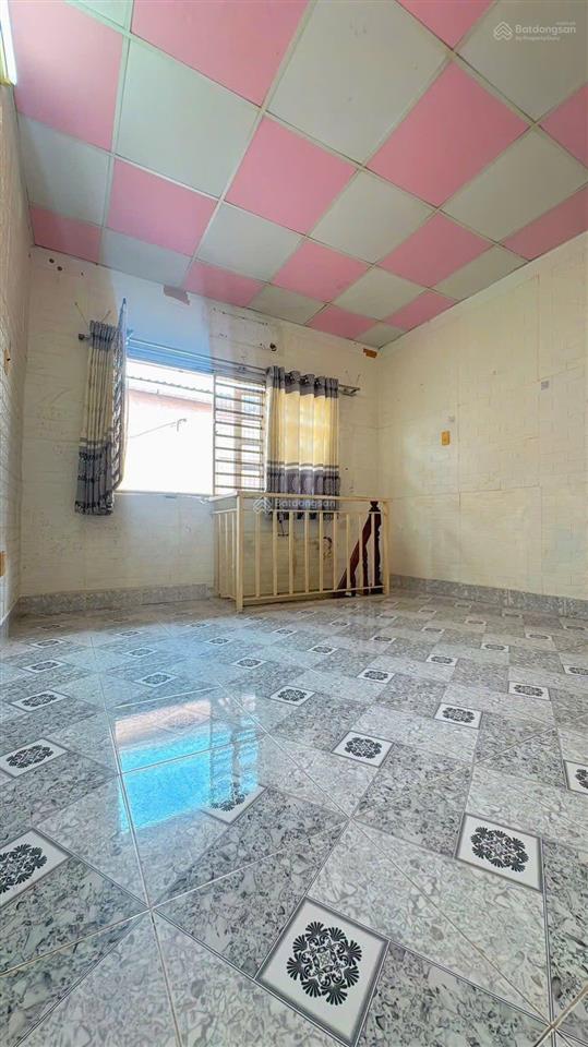 Nhỉnh 2 tỷ có ngay nhà 2 tầng trung tâm q8