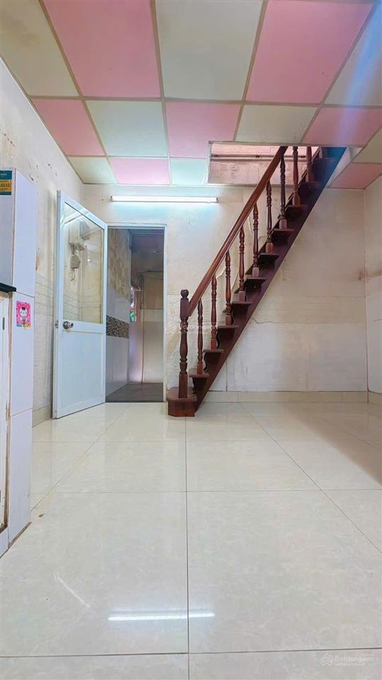 Nhỉnh 2 tỷ có ngay nhà 2 tầng trung tâm q8