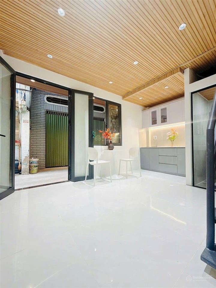 Nhà sổ hồng riêng nhỉnh 2 tỷ  3 tầng trung tâm q8