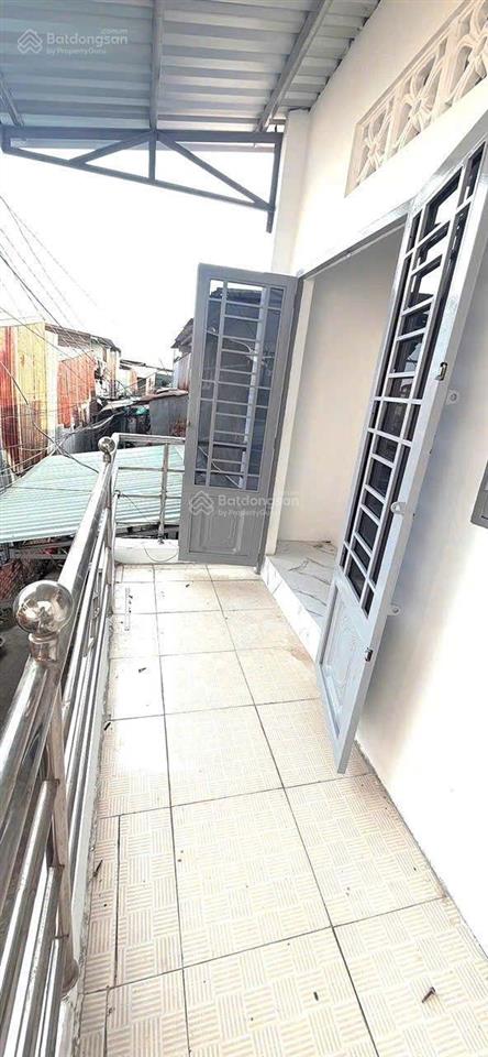 Bán nhà dt siêu to hẻm xe hơi k99  số nhà huyện cấp cơ hội đổi màu sổ
