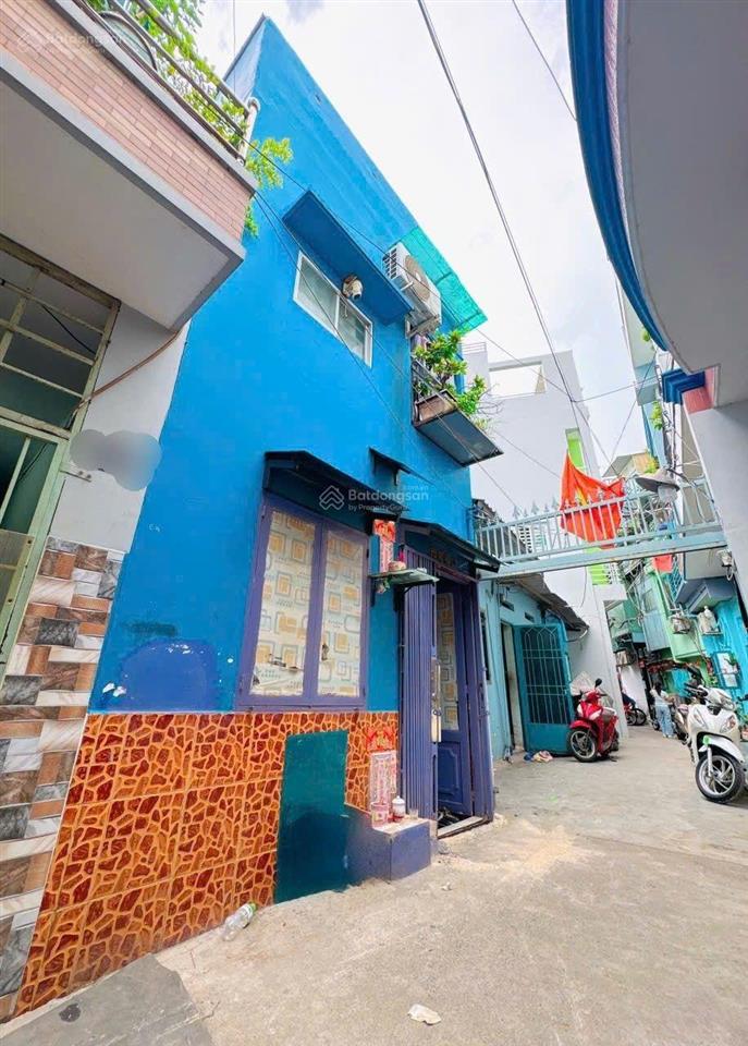 Nhà 2 tầng đúc btct ngay trung tâm q8