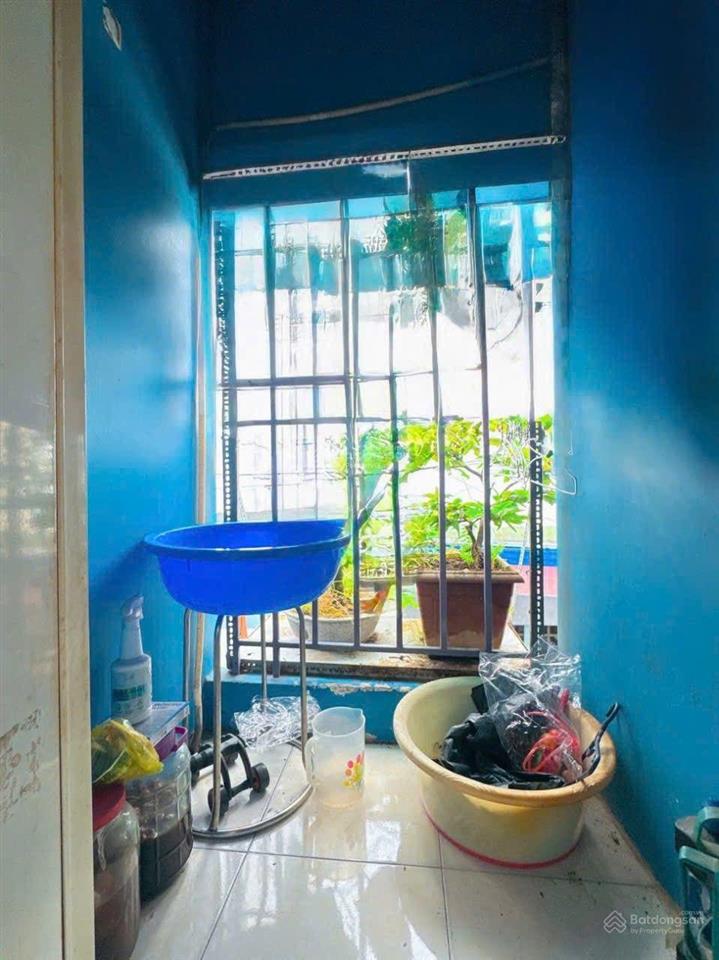 Nhà 2 tầng đúc btct ngay trung tâm q8