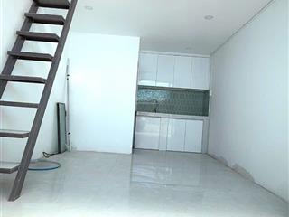 Chỉ 1.06 tỷ có cách mt chợ 10m  tiện mở tiệm làm nghề  buôn bán