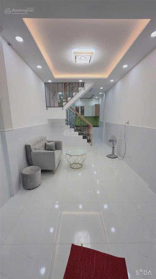 Hẻm xe tải  nhà đẹp  sổ hồng riêng