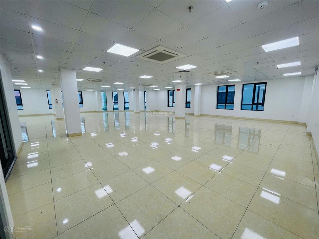 Cho thuê mặt bằng văn phòng tại nguyễn khang gần trần duy hưng, cầu giấy, hà nội