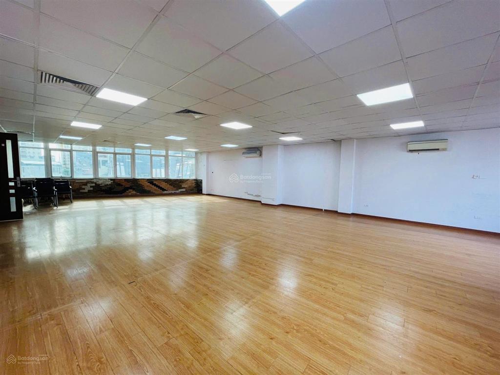 Cho thuê sàn tại ngõ 204 trần duy hưng, cầu giấy, hà nội. diện tích 130m2