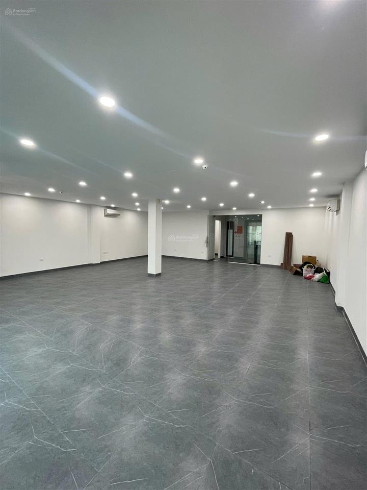 Cho thuê sàn tại ngõ 38 nguyễn văn huyên, cầu giấy, hà nội. diện tích 100m2