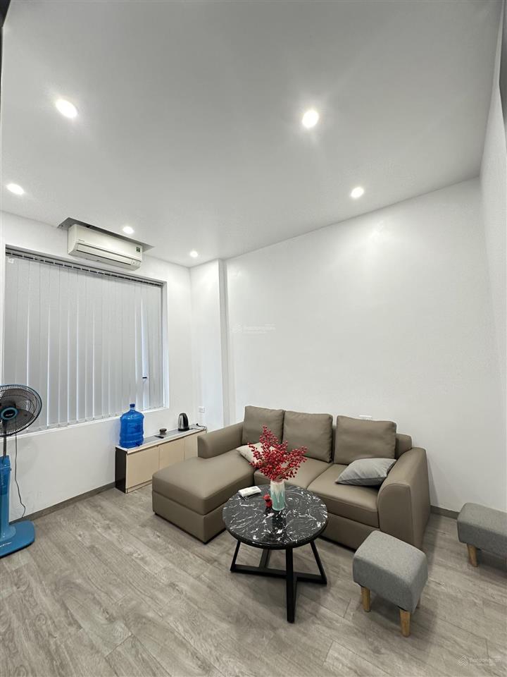 12 triệu, 100m, cho thuê văn phòng lạc long quân, oto tránh, phòng họp, phòng tiếp khách, kho