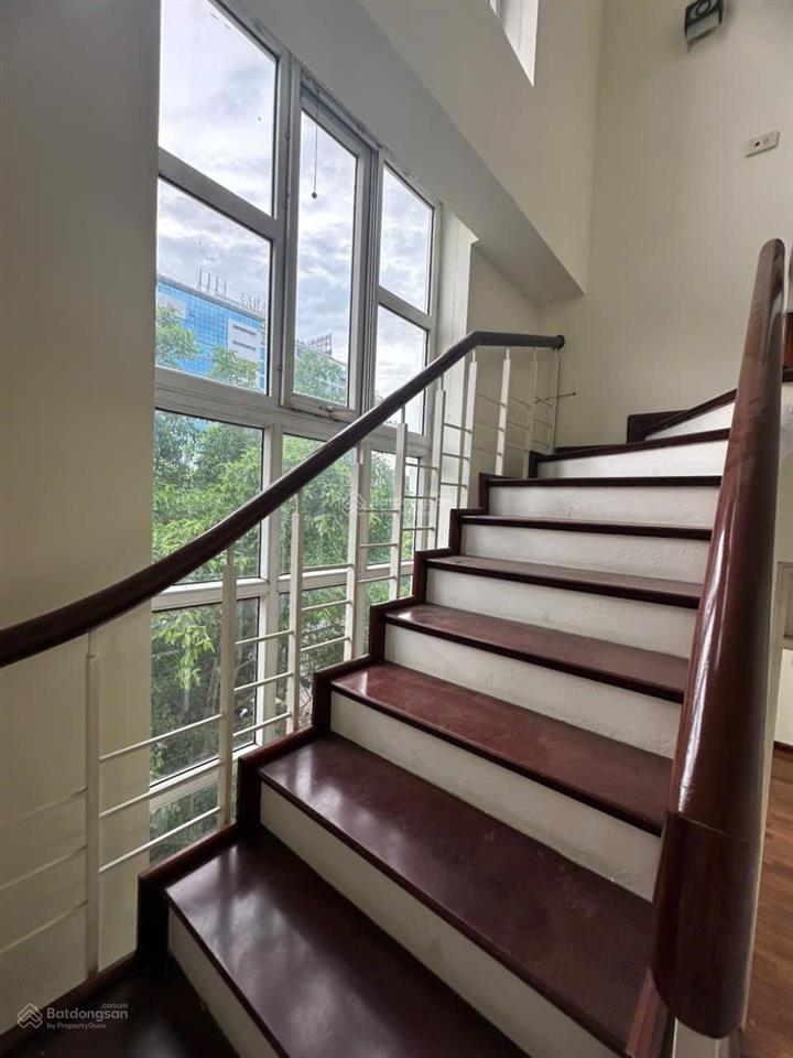 135m, 45 triệu, cho thuê biệt thự vườn đào, làm trụ sở văn phòng công ty, đsq, ở vip, 0986 220 ***