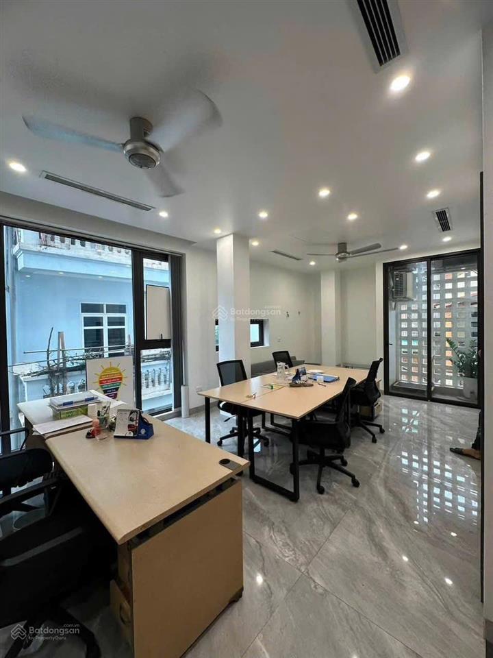 13 triệu, 100m², cho thuê vp hồ tây, lạc long quân, ô tô tránh, có bàn ghế, phòng họp, tiếp khách,