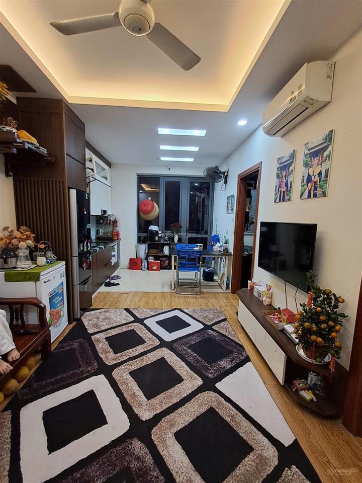 Chính chủ cần bán gấp căn góc 2 phòng ngủ 2wc, dt 60m2 toà ct36 định công siêu đẹp