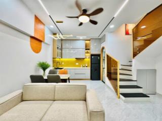 Nhà đẹp tỷ mỷ từng chi tiết  3 tầng  3 phòng ngủ  vuông vức