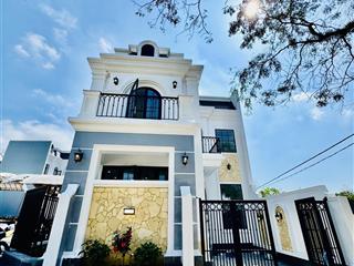 Villa tân cổ điển sắp ra mắt mọi người  e để biết thông tin và xem nhà nhanh nhất nhé
