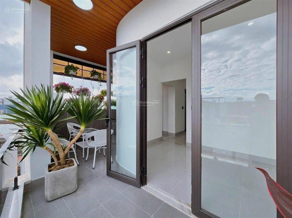 Nhà đẹp nhà bè, huỳnh thị đồng, ra phú mỹ hưng 5 phút, 62m2, hẻm xe hơi, 6 tỷ