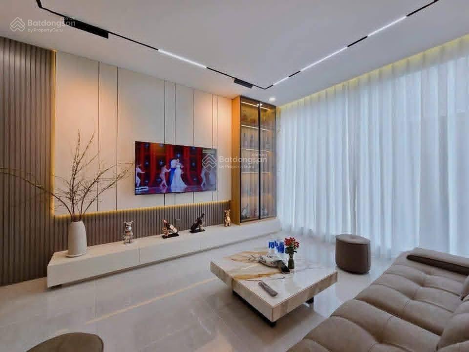 Nhà đẹp nhà bè, huỳnh thị đồng, ra phú mỹ hưng 5 phút, 62m2, hẻm xe hơi, 6 tỷ