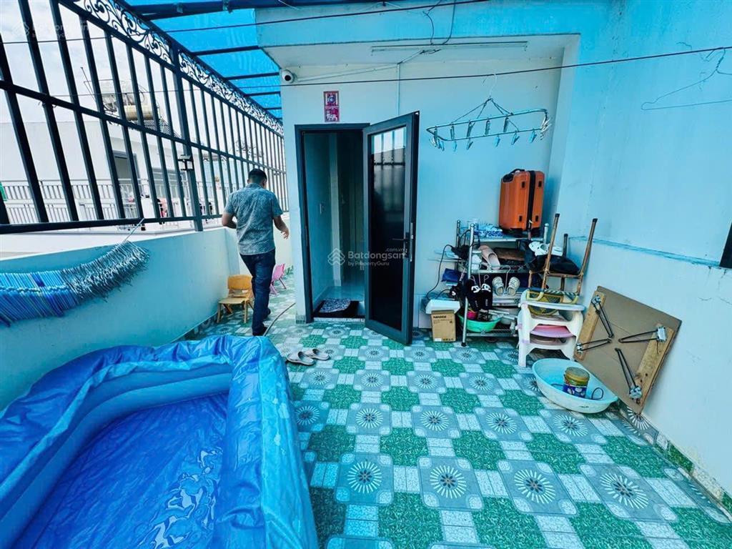 Nhà đẹp q8, hẻm xe tải quay đầu, ngay cầu chà và, sát bên q550m2 nhỉnh 5 tỷ, 4 tầng5pn