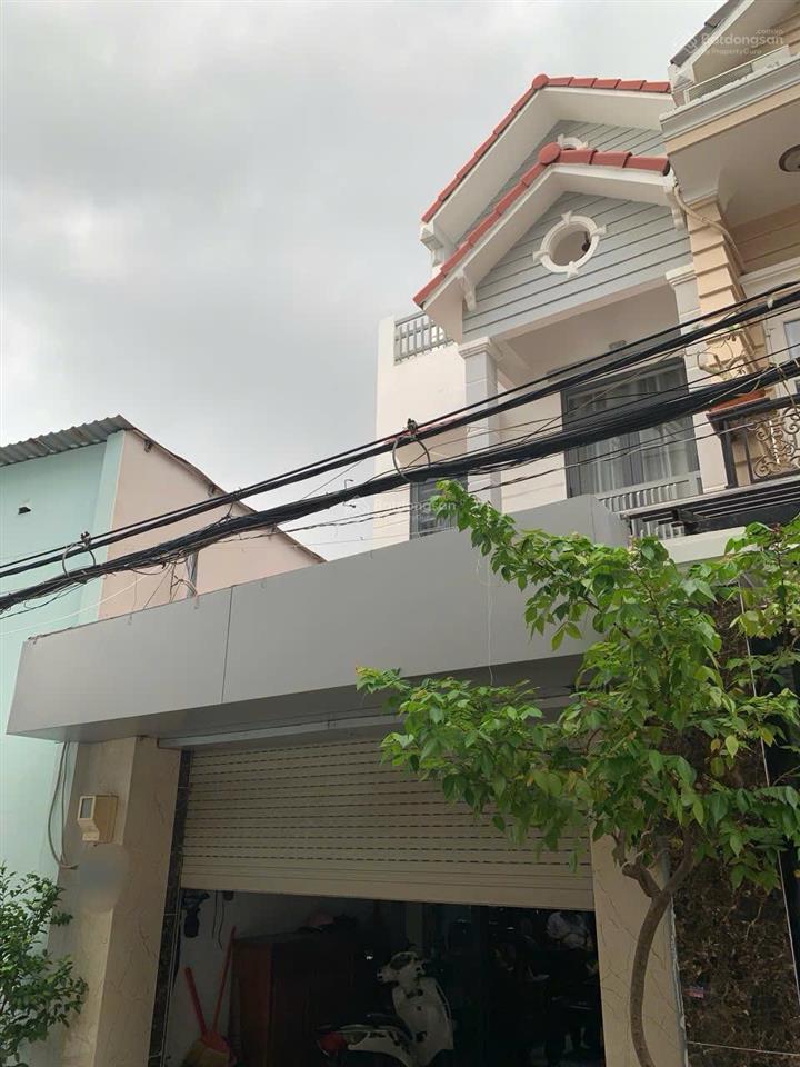 Bán nhà q7, phú thuận, 80m2, hẻm xe hơi, nhỉnh 8 tỷ, 3 bước phú mỹ hưng