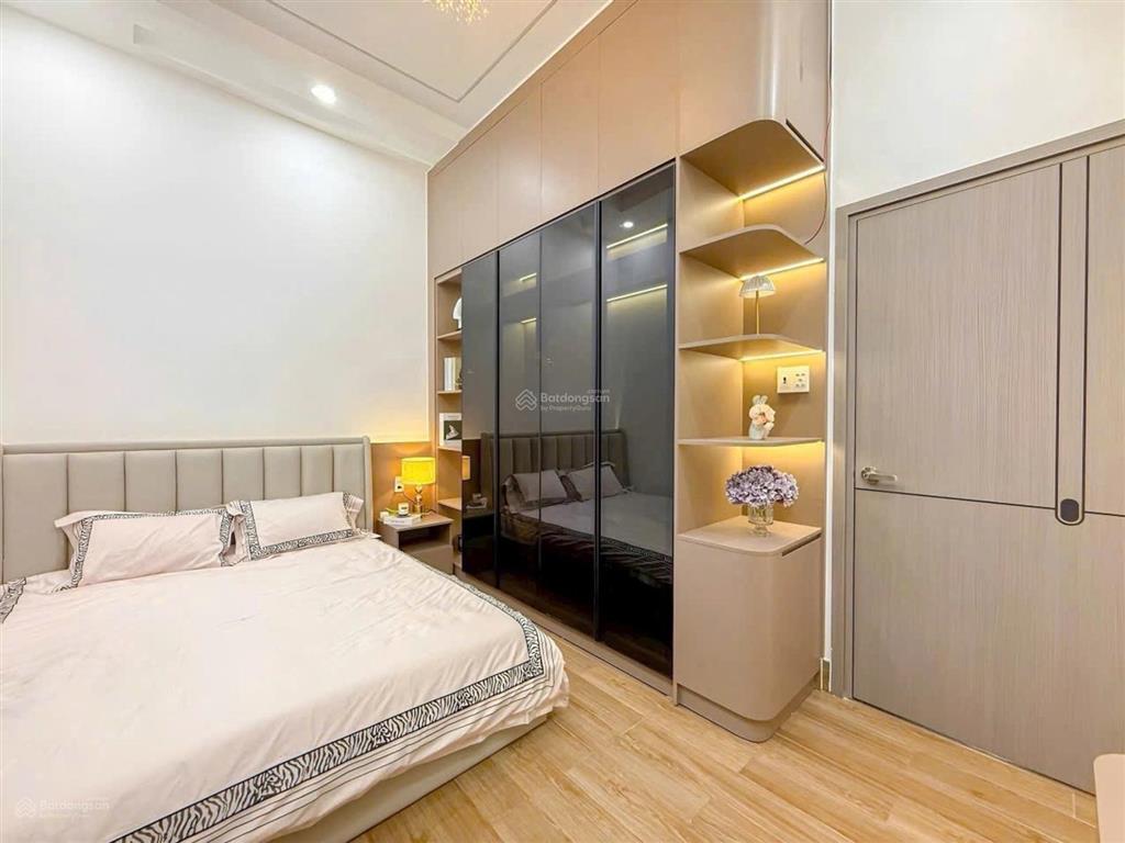 Bán nhà q7, đh marketing, tân mỹ, dt 65m2, 4 tầng, giá 7 tỷ