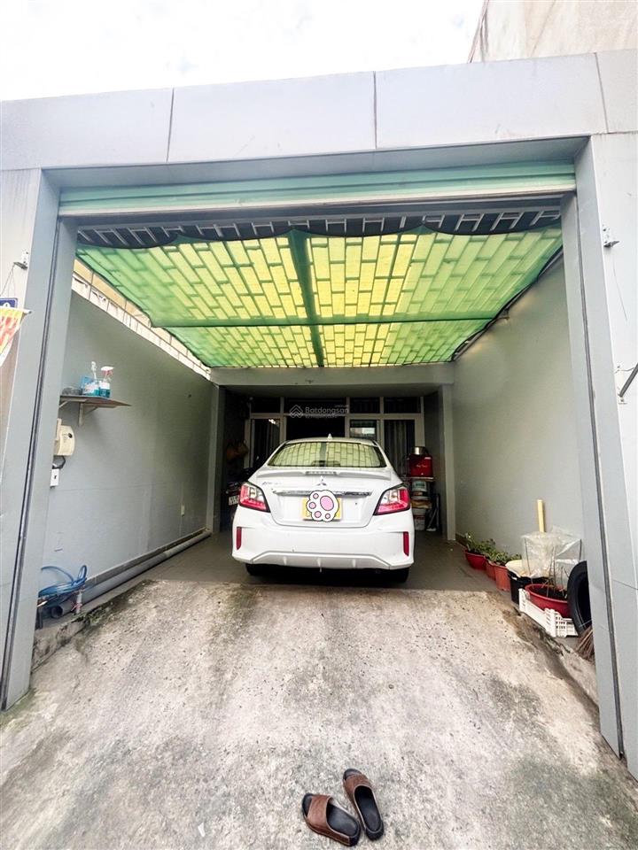 Bán nhà q7, bùi văn ba, 72m2, 2 tầng, 4 pn, 8 tỷ 5, hẻm xe hơi, gần kdc nam long