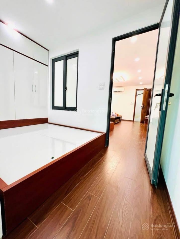 Nhà đẹp âu dương lân, dt 54m2, 100m ra hẻm xe hơi, 5 tỷ 5, 3pn, 2 tầng