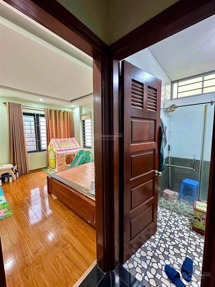 Bán nhà kề bến xe q8, tạ quang bửu, 100m2, 8 tỷ, 5 tầng, hoàn công đủ