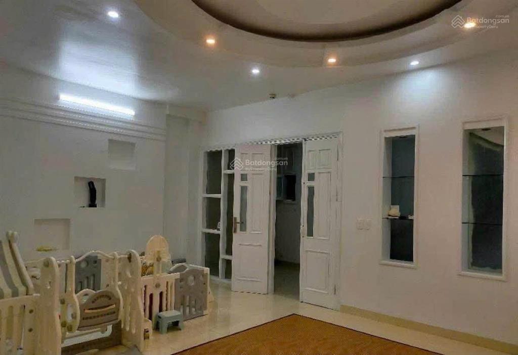Nhà đẹp p4, q8, cao lỗ, ngay parc mall, dt 64m2, 4 tầng, nhỉnh 6tỷ, sổ hồng riêng, ko quy hoạch