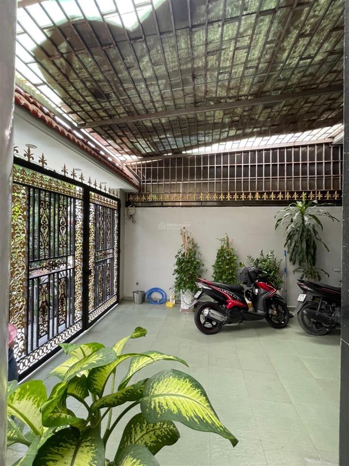 Biệt thự mini, gần bến xe q8, 152m2, nhỉnh 11 tỷ, 8pn, 3 tầng, hàng xóm doanh nhân, việt kiều