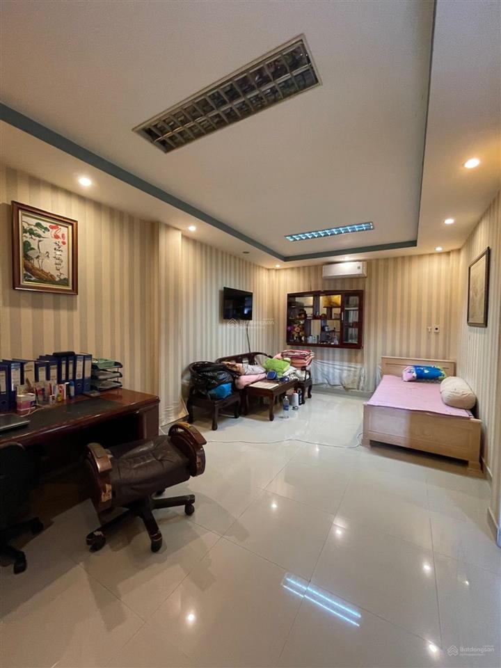 Biệt thự mini, gần bến xe q8, 152m2, nhỉnh 11 tỷ, 8pn, 3 tầng, hàng xóm doanh nhân, việt kiều