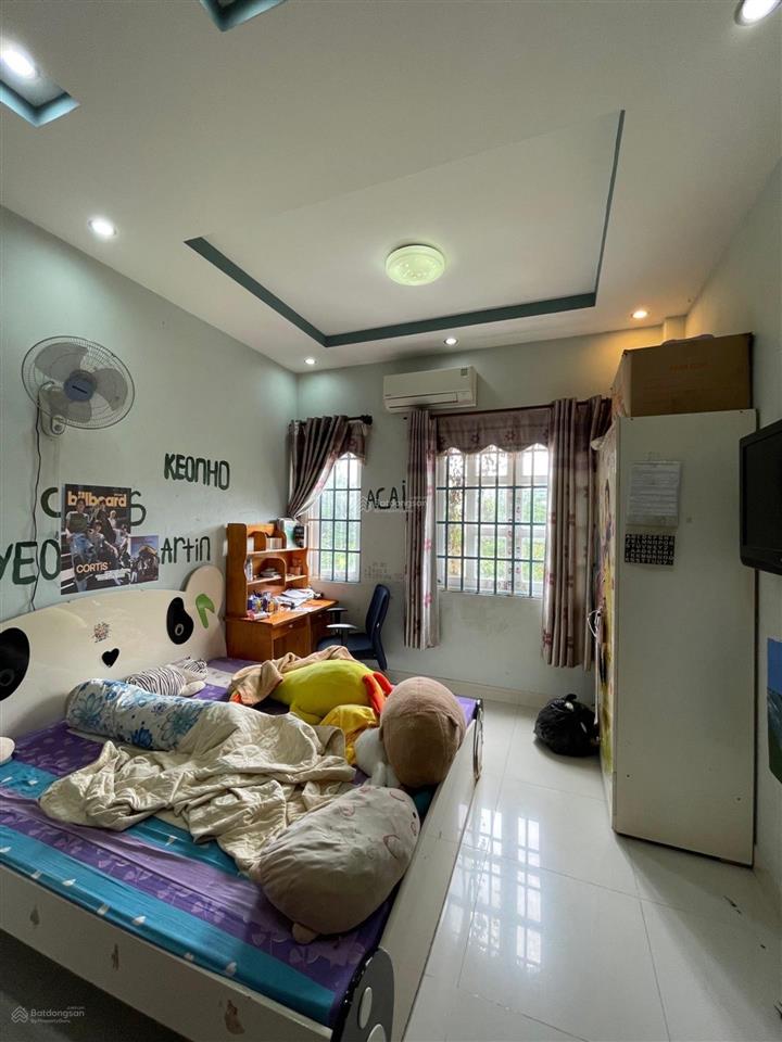 Biệt thự mini, gần bến xe q8, 152m2, nhỉnh 11 tỷ, 8pn, 3 tầng, hàng xóm doanh nhân, việt kiều